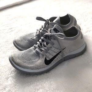 Nike Free Flynit